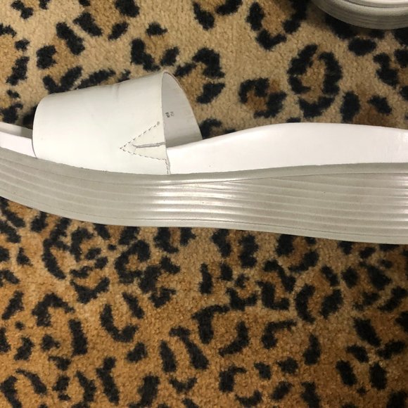 Donald J Pliner Size 8.5 Platform Sandal - Picture 5 of 7